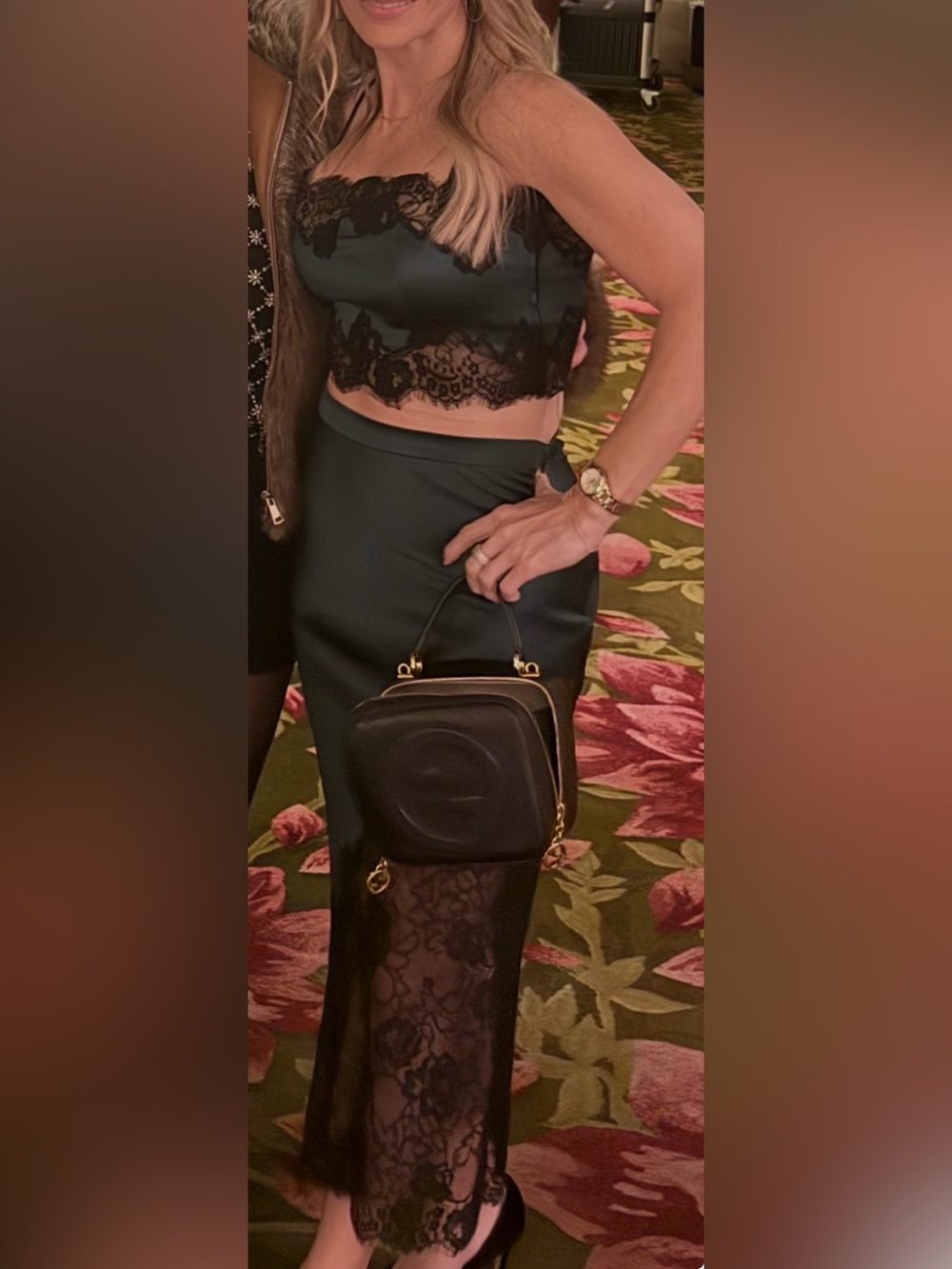 Fleur du Mal Silk & Lace Scallop Midi Skirt & top In Evergreen small